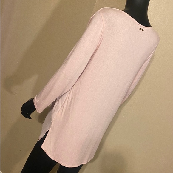 Michael Kors Blush V-Neck Blouse - Picture 7 of 11